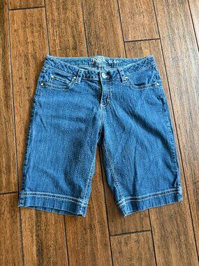 Vintage Rock 47 Wrangler Denim Jorts Size 29 Ultra Low Rise Y2K